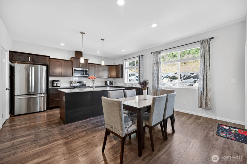 2134 Riverstone Loop