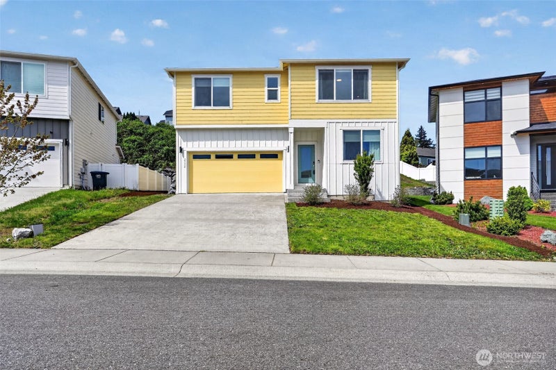 2134 Riverstone Loop