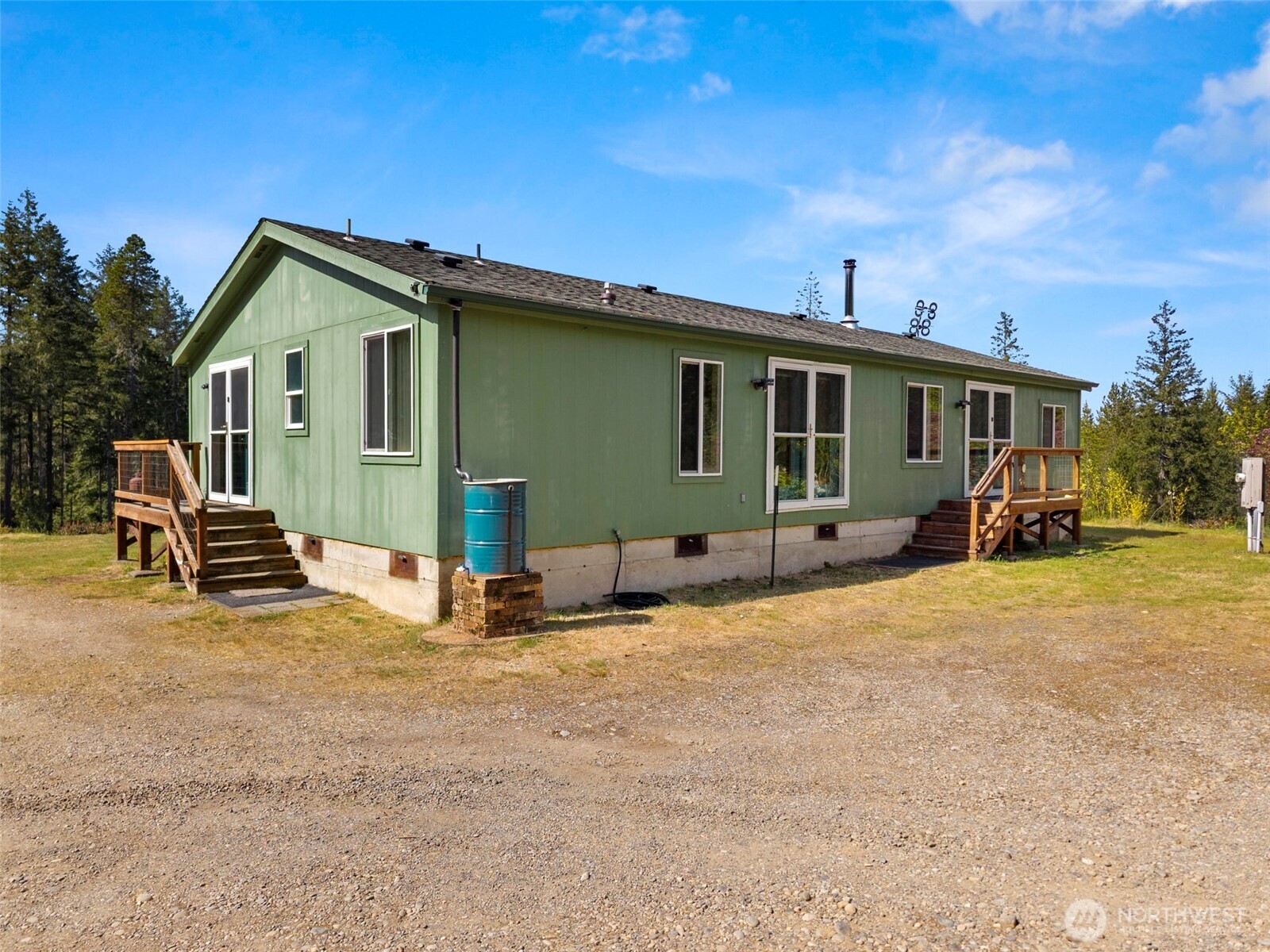 420 E Kingsley Drive