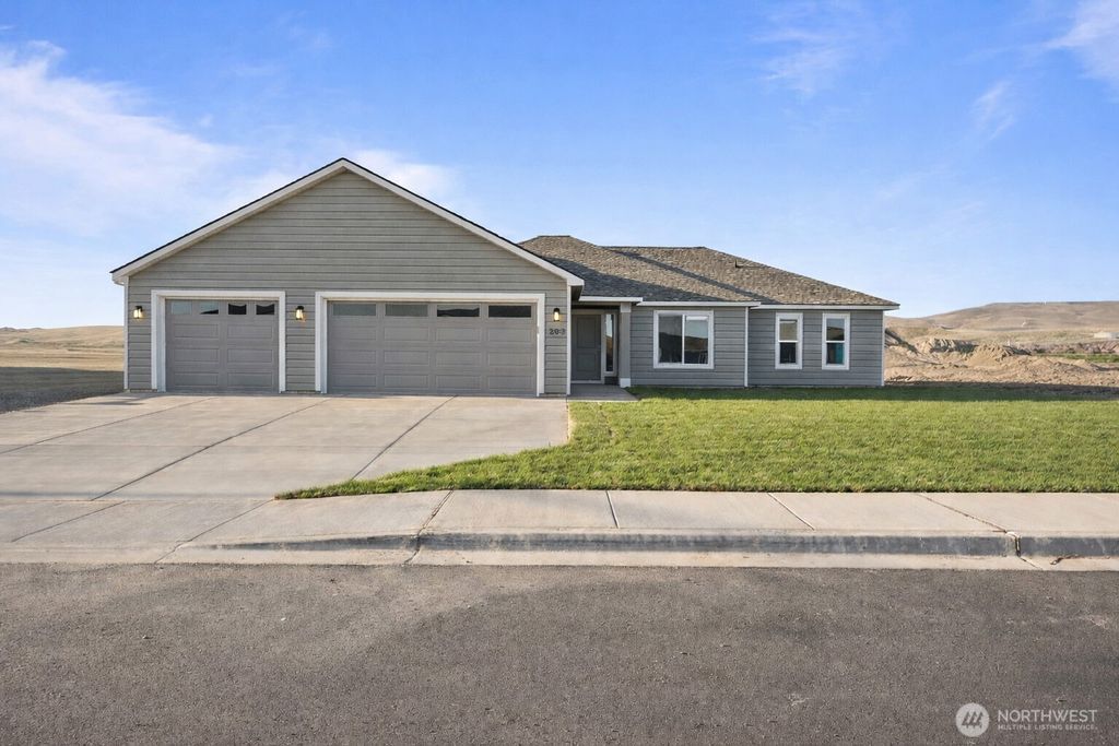 Photo of 6549 Hwy 262 E #156, Othello, WA 99344 (MLS # 2493474)