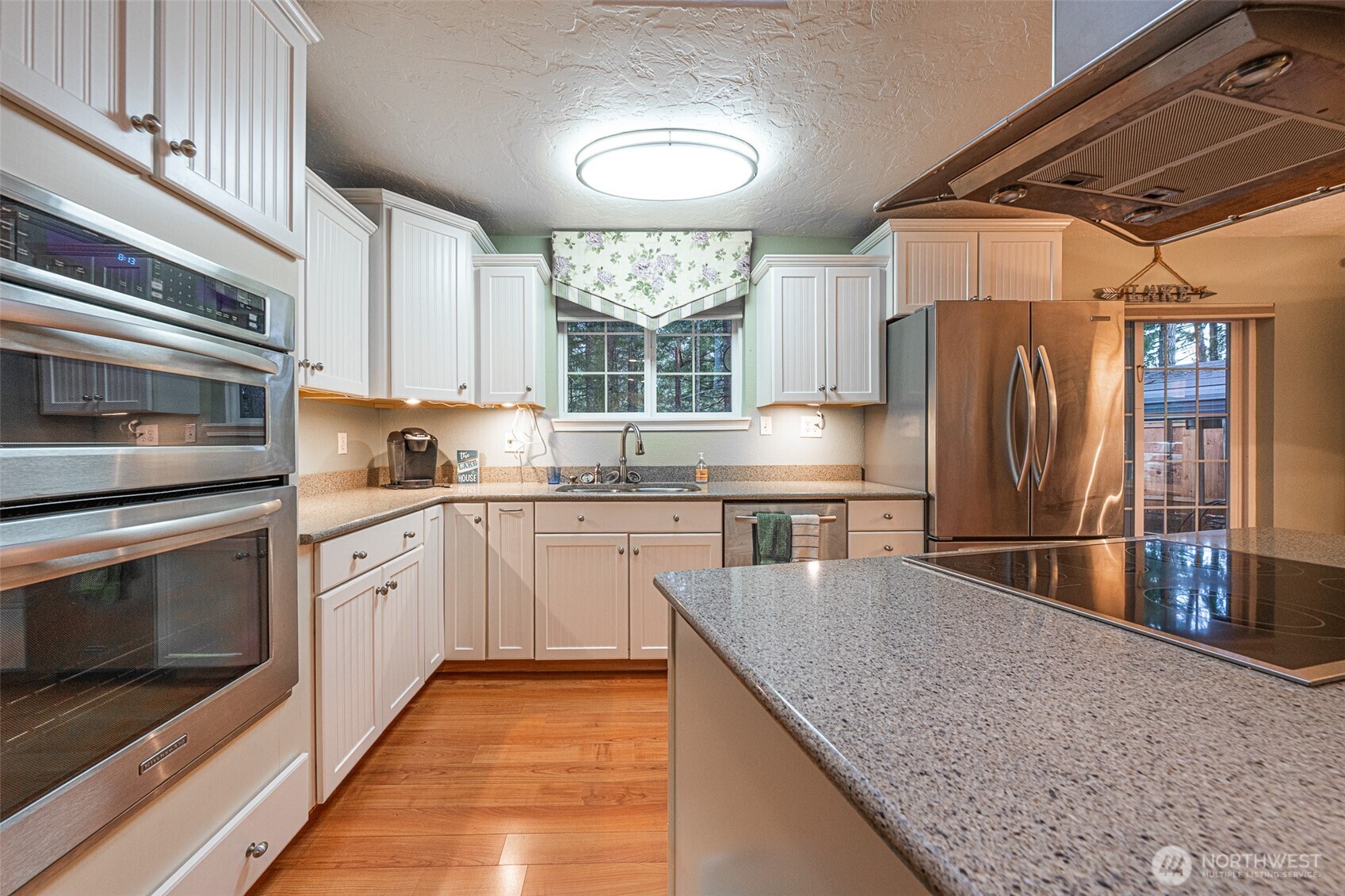 121 N Chinook Drive N