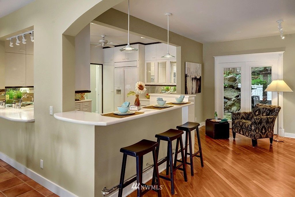 listing image 9362647137212414888
