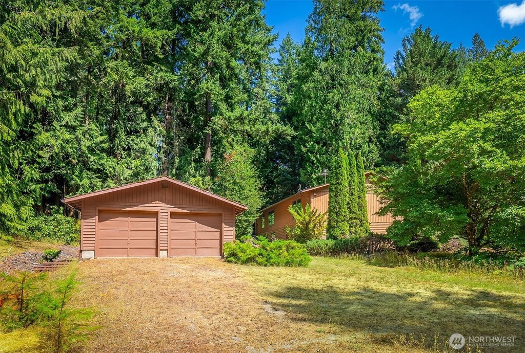 Photo of 1621 290th Avenue NE, Carnation, WA 98014 (MLS # 2416729)