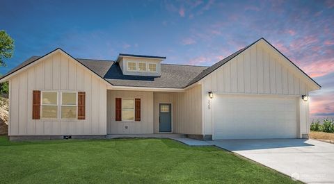 225 W Linden Avenue Moses Lake WA 98837