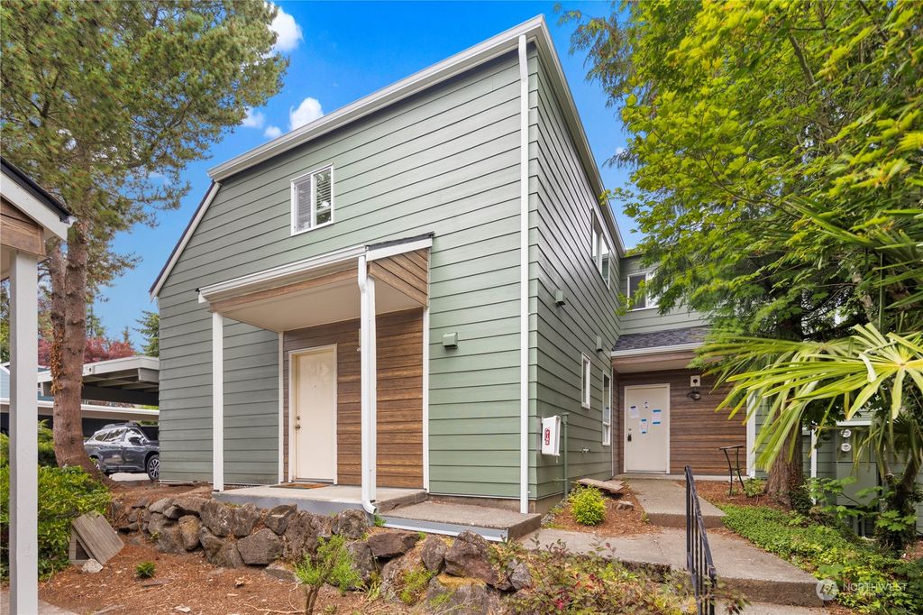 Photo of 8413 25th Avenue SW #D, Seattle, WA 98106 (MLS # 2202073)