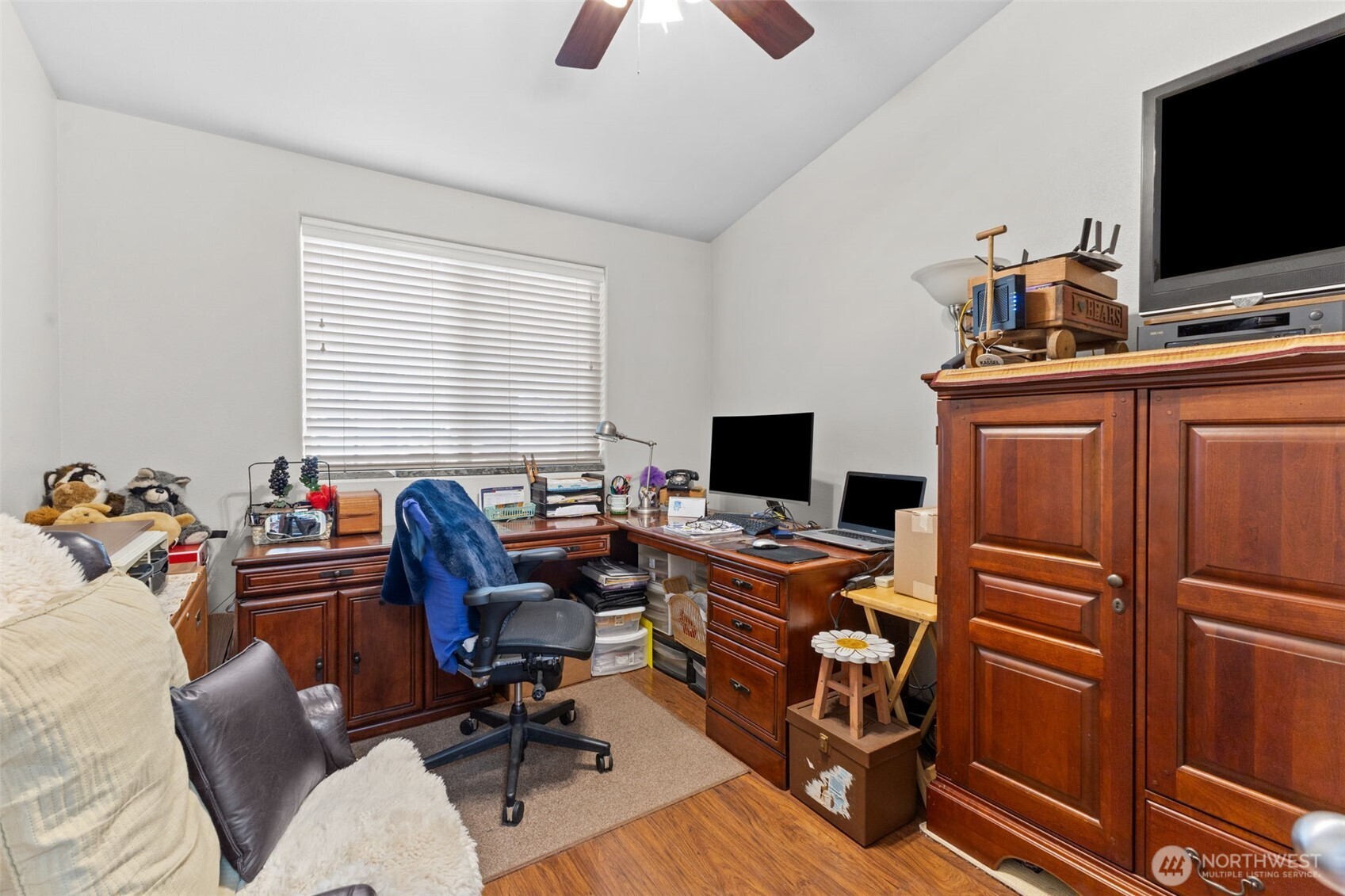 Bonney Lake, Washington, 98391, United States, 3 Bedrooms Bedrooms, ,3 BathroomsBathrooms,Residential,Active,2038125