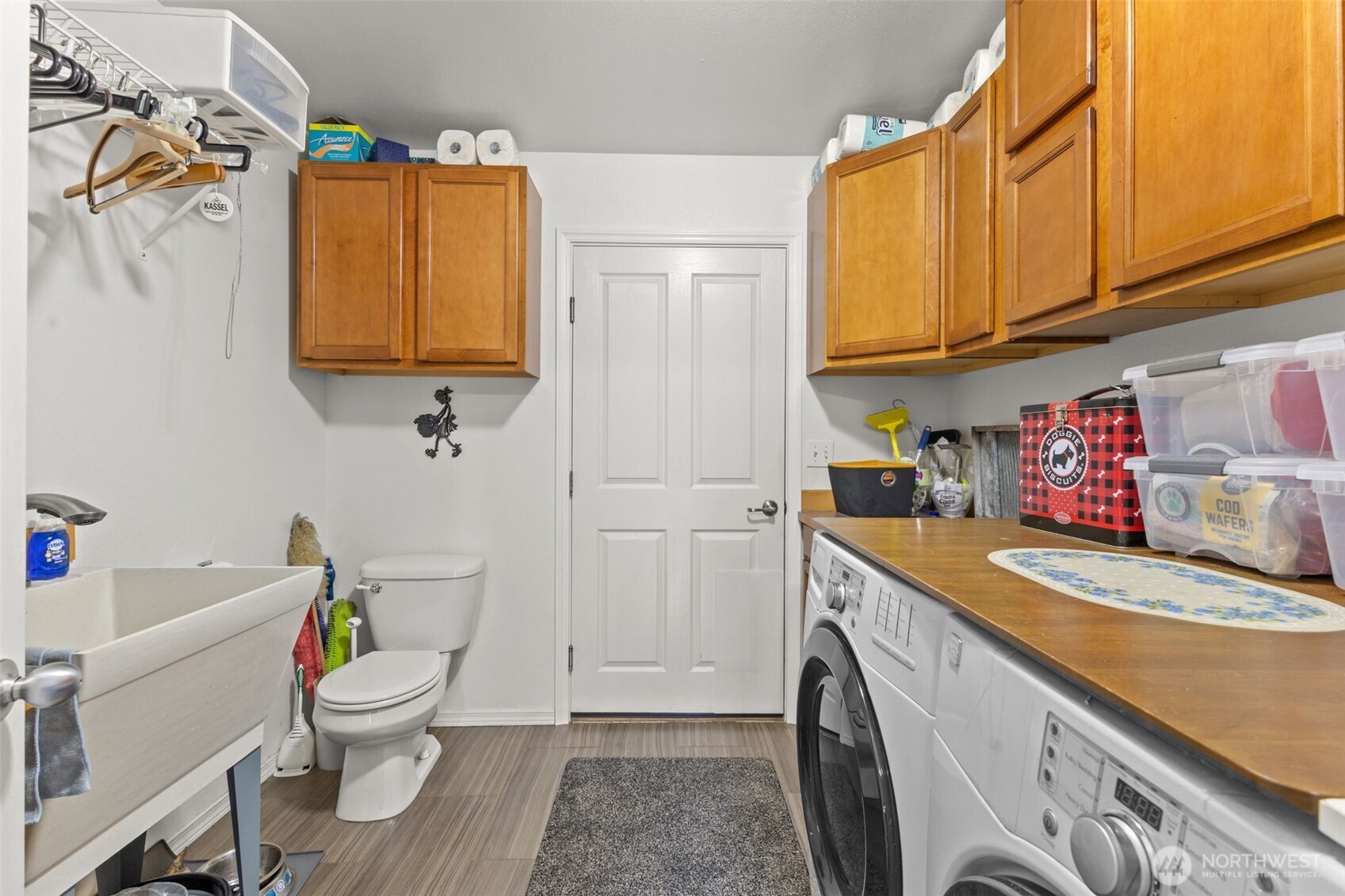 Bonney Lake, Washington, 98391, United States, 3 Bedrooms Bedrooms, ,3 BathroomsBathrooms,Residential,Active,2038125