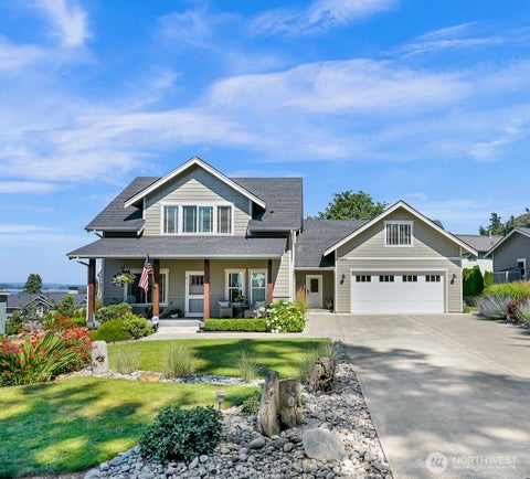 Photo of 6846 Holeman Avenue, Blaine, WA 98230 (MLS # 2580349)