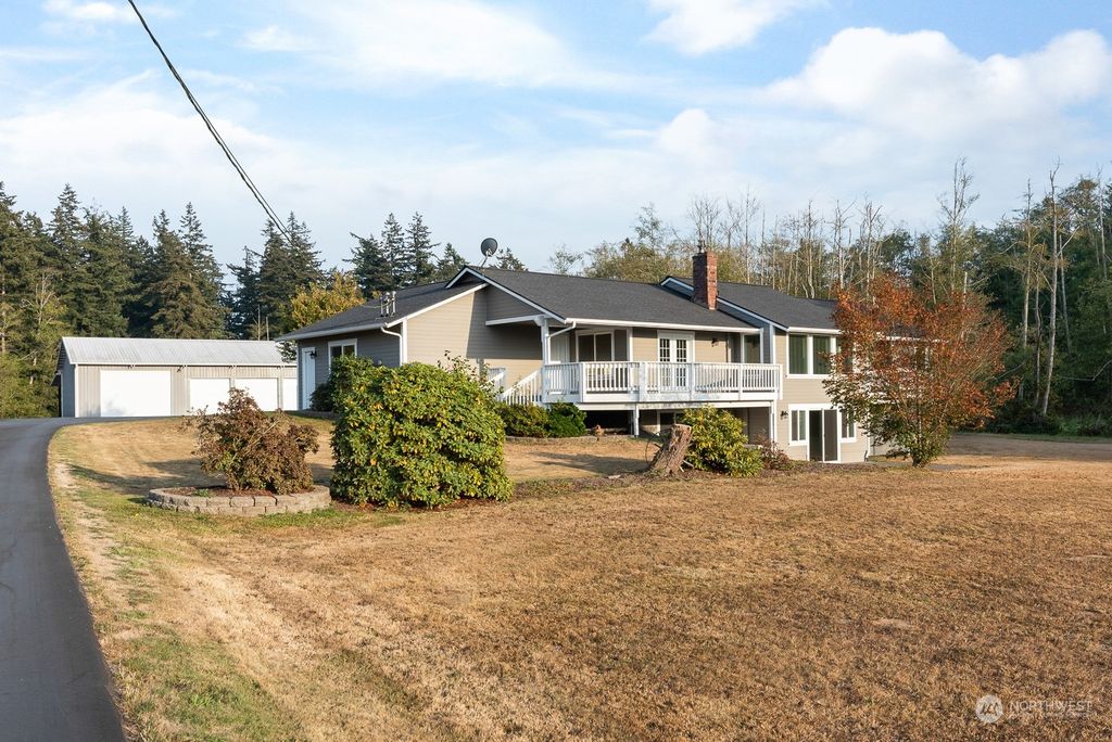 Photo of 28917 64th Avenue NW, Stanwood, WA 98292 (MLS # 2003998)