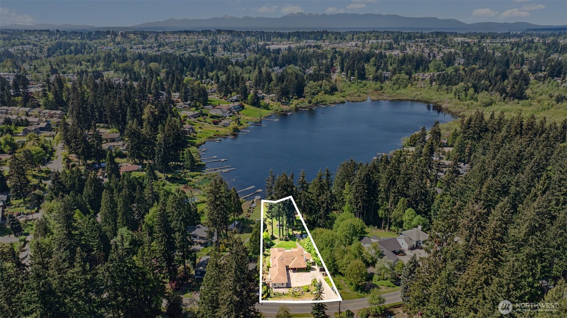 1300 N Lake Stickney