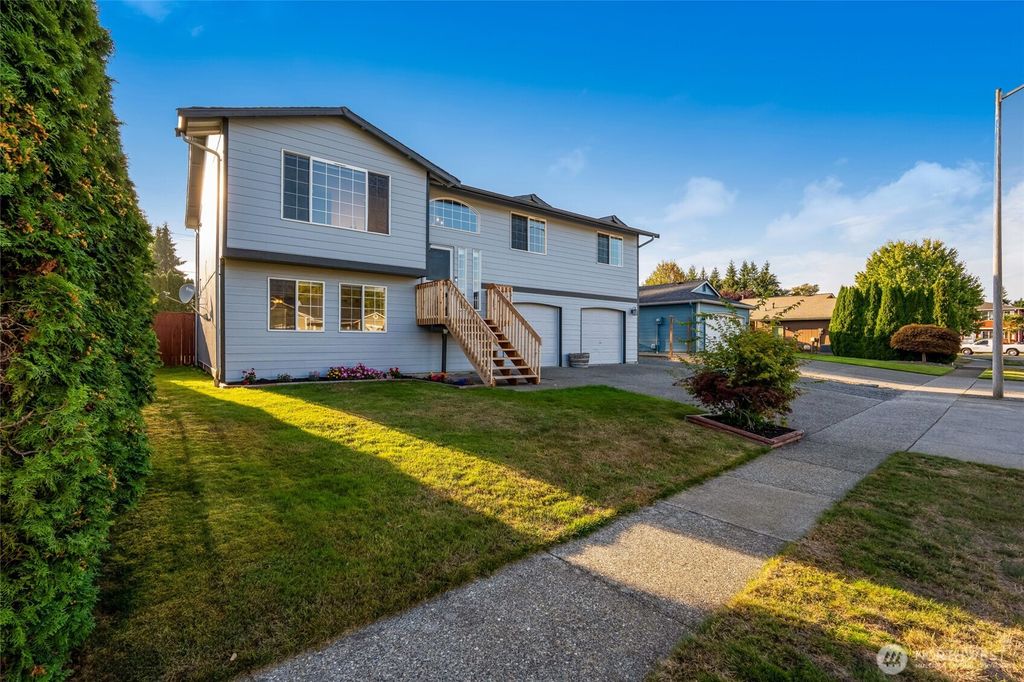 Photo of 13820 51st Drive NE, Marysville, WA 98271 (MLS # 2433860)