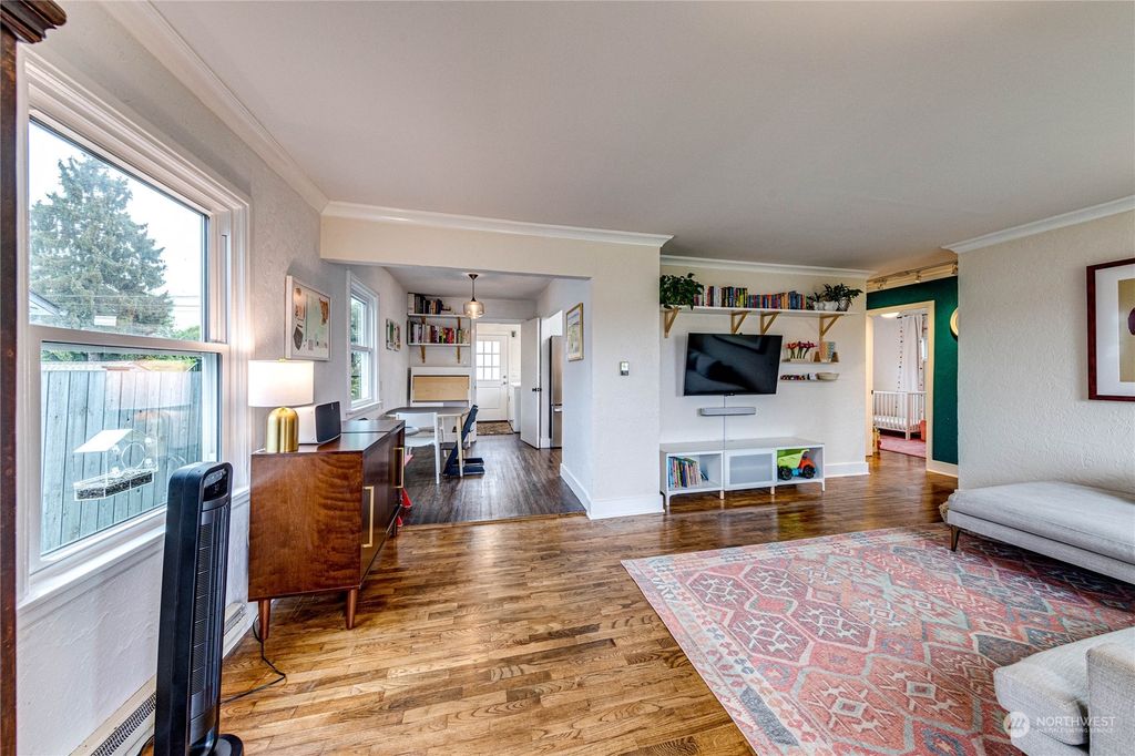 Photo of 1815 Pine Street, Everett, WA 98201 (MLS # 2127371)