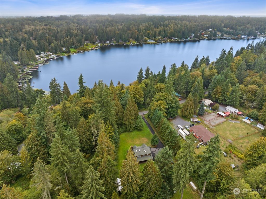 Photo of 4919 E Lake Bosworth Drive, Snohomish, WA 98290 (MLS # 2168658)