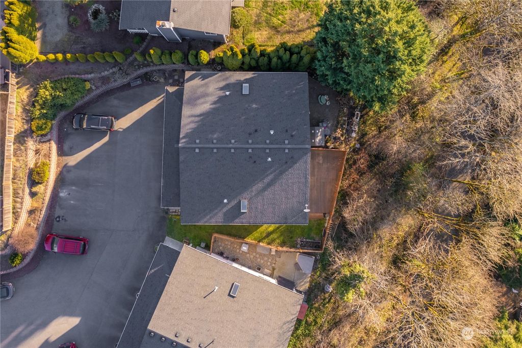 Photo of 1105 9th Avenue #B, Milton, WA 98354 (MLS # 2038935)