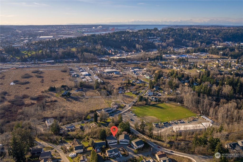 Photo of 1105 9th Avenue #B, Milton, WA 98354 (MLS # 2038935)