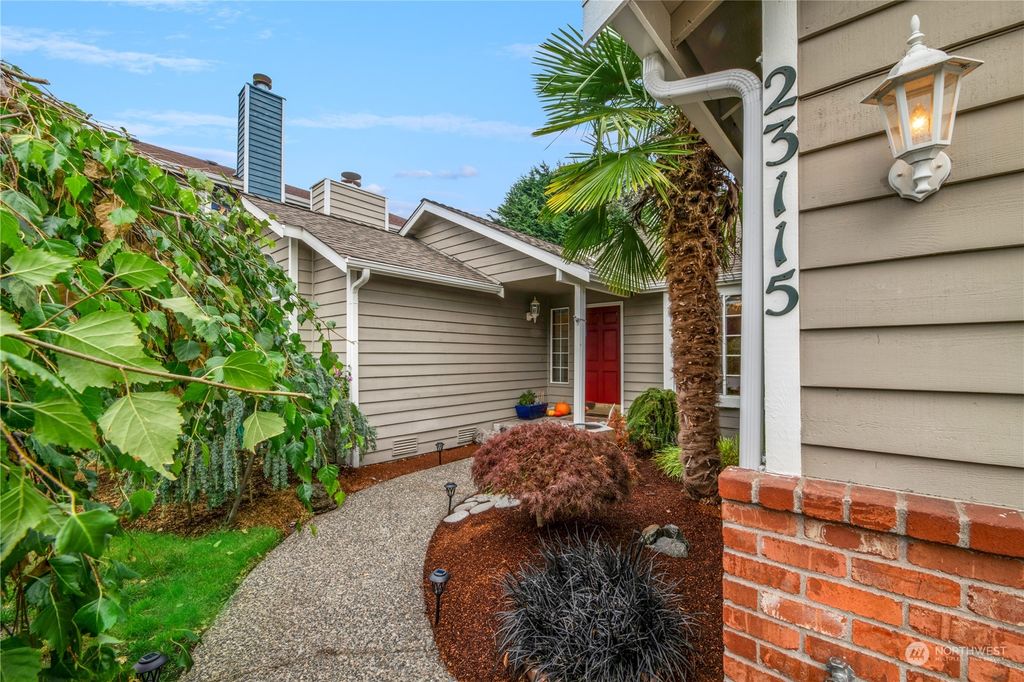 Photo of 23115 14th Place W, Bothell, WA 98021 (MLS # 2002561)