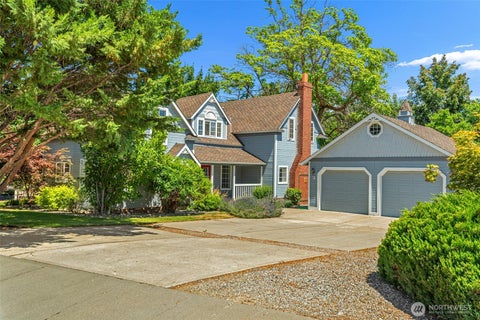 Photo of 3 Summercreek Place, Wenatchee, WA 98801 (MLS # 2548364)