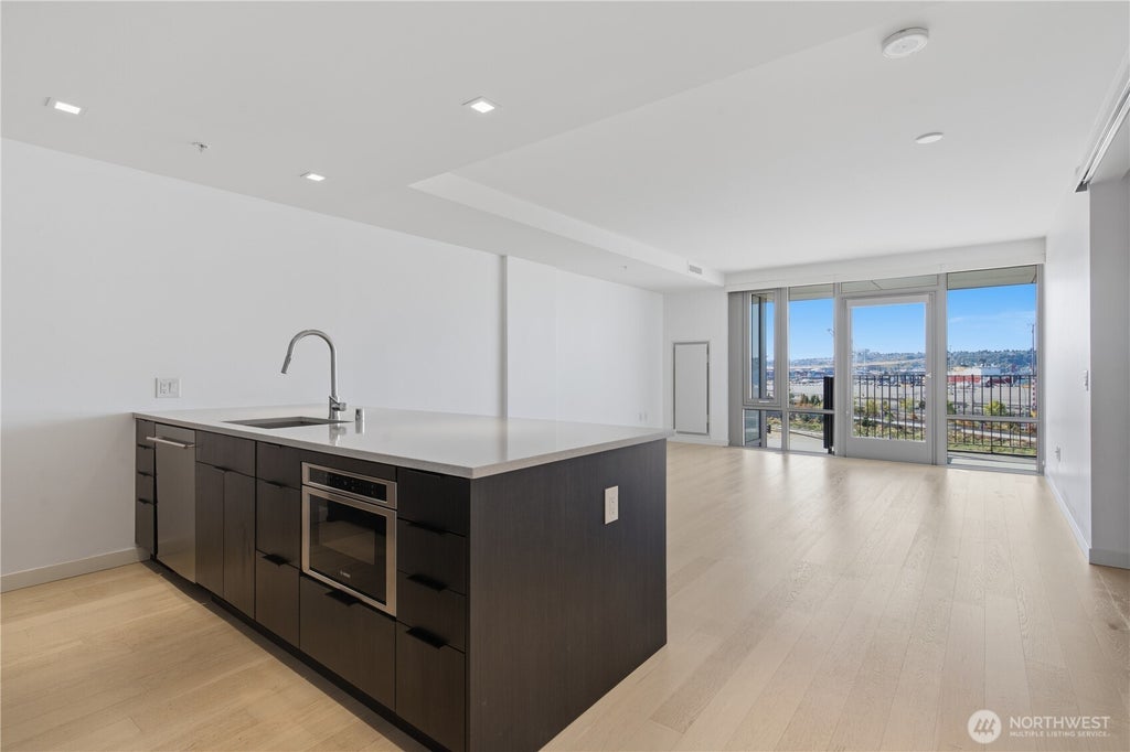 Photo of 590 1st Avenue S #604, Seattle, WA 98104 (MLS # 2592836)