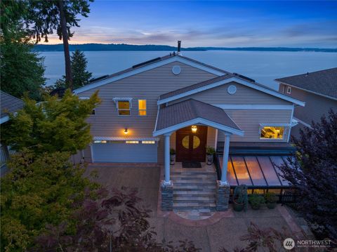 Photo of 4346 SW 307th Street, Federal Way, WA 98023 (MLS # 2423175)