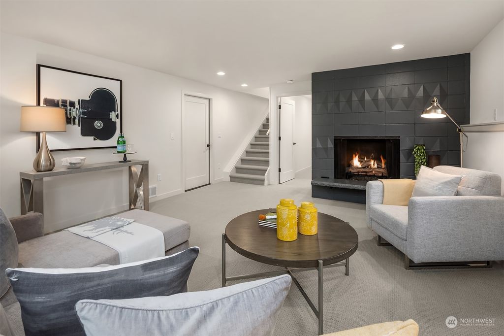 listing image 9368845531849771211
