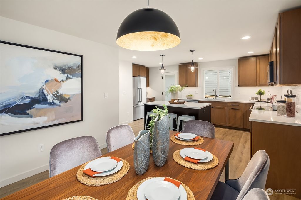 listing image 9368034714769877186