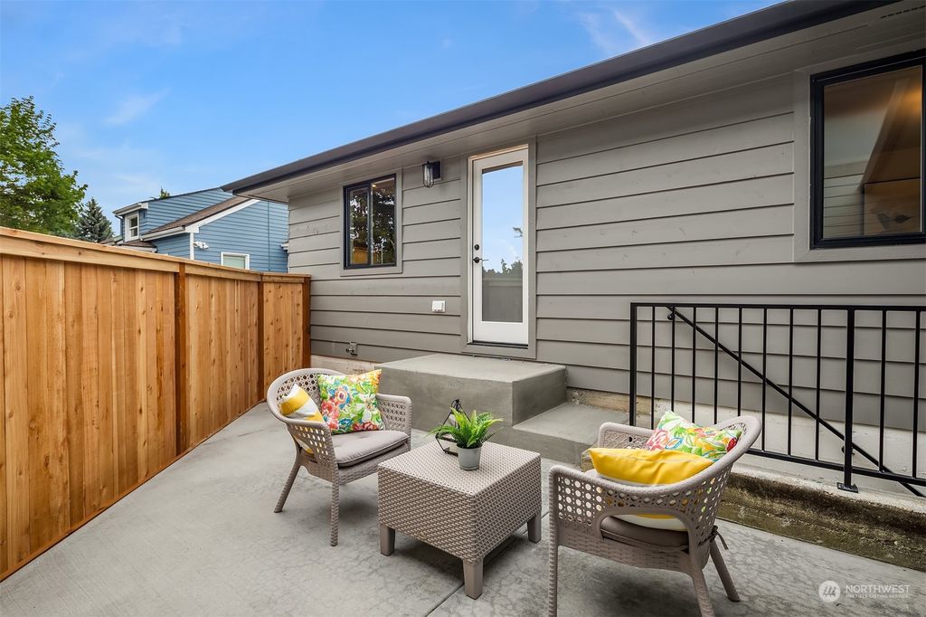 listing image 9363723604927246368