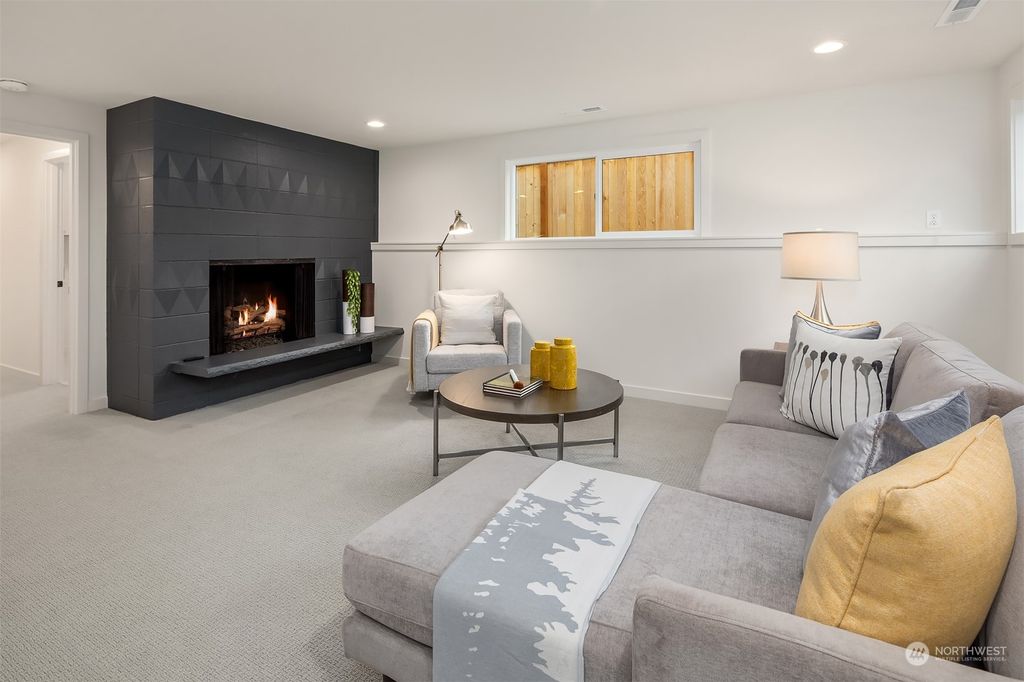 listing image 9361328453986171431