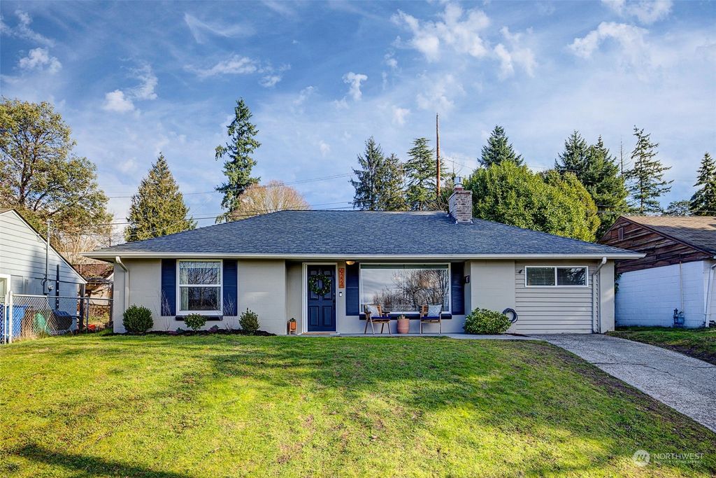 Photo of 9224 24th Avenue SW, Seattle, WA 98106 (MLS # 2194989)