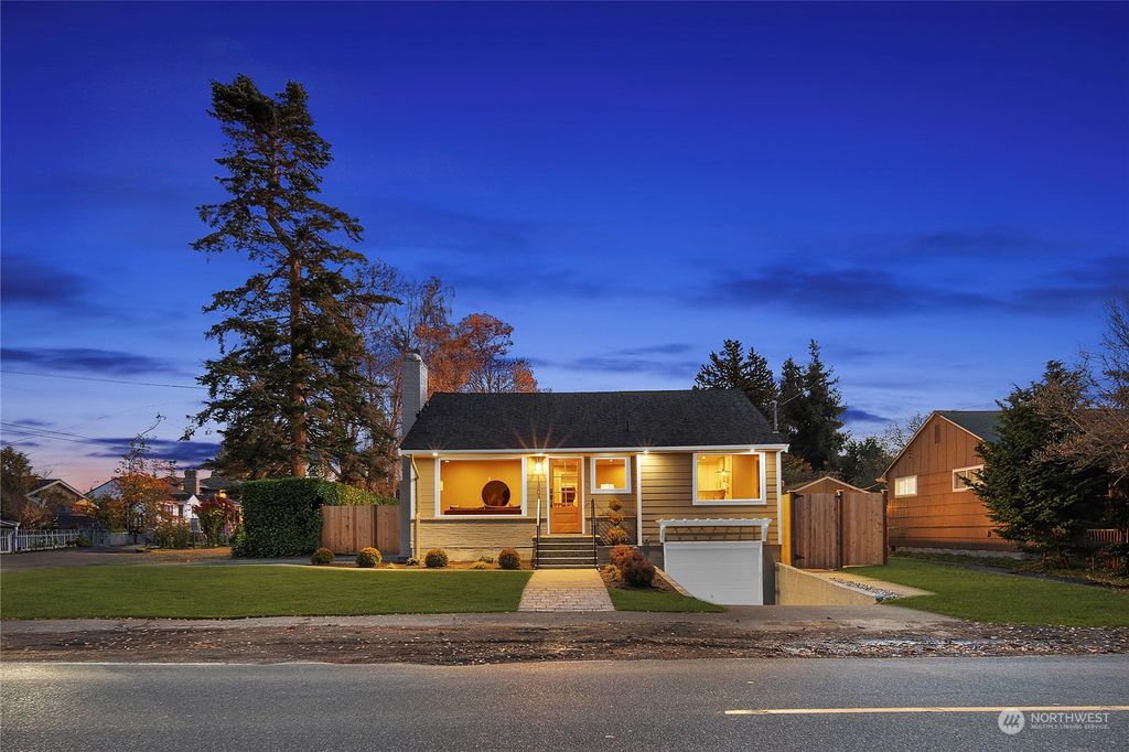 Photo of 1303 NW 100th Street, Seattle, WA 98177 (MLS # 2219318)