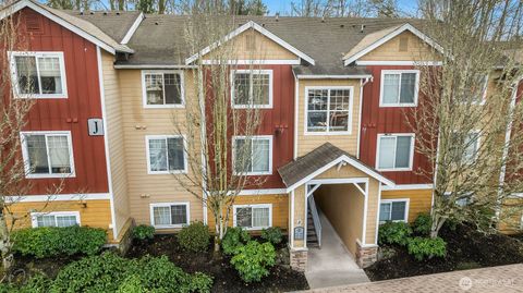 Photo of 710 240th Way SE #J302, Sammamish, WA 98074 (MLS # 2472212)