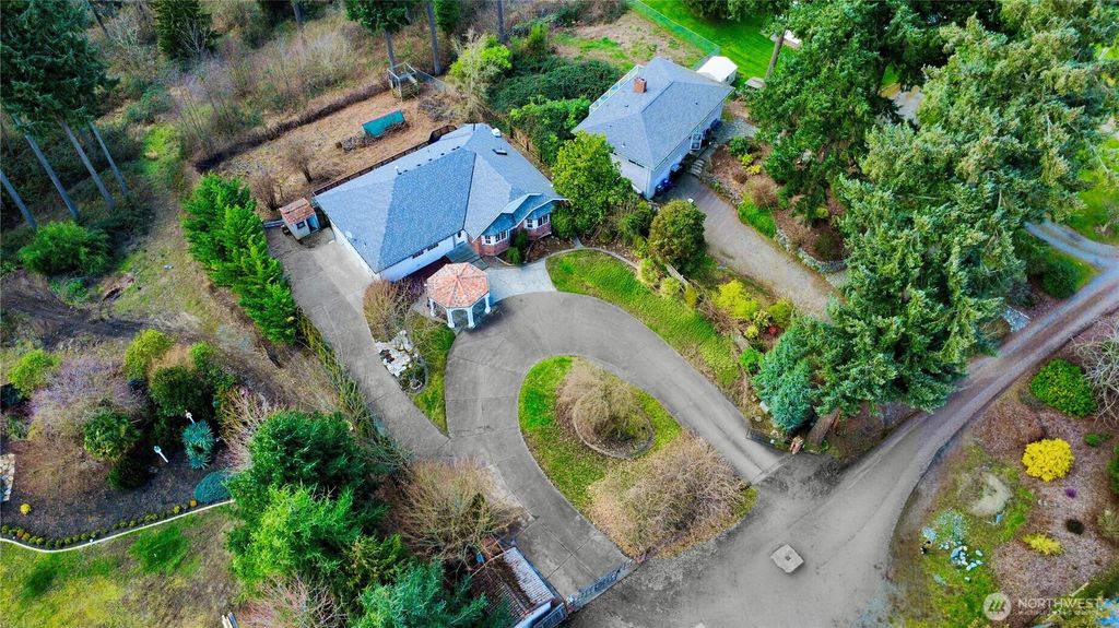 Photo of 31637 107th Avenue SE, Auburn, WA 98092 (MLS # 2483714)