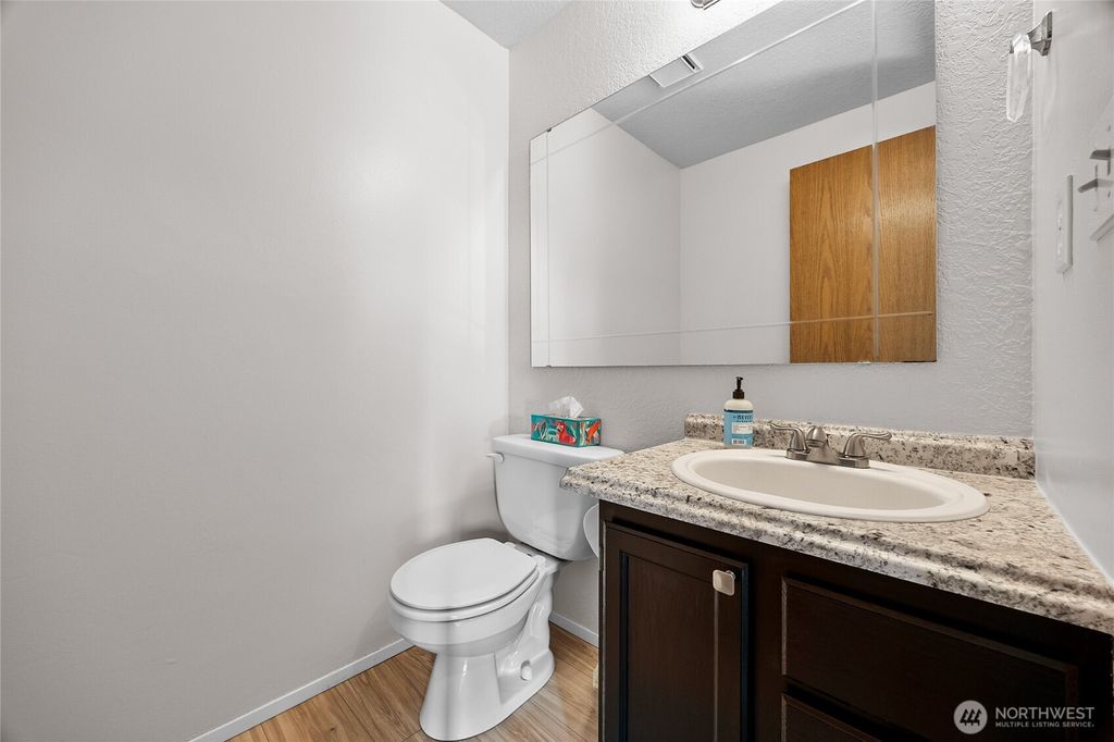 Photo of 809 148th Street Ct E, Tacoma, WA 98445 (MLS # 2495416)