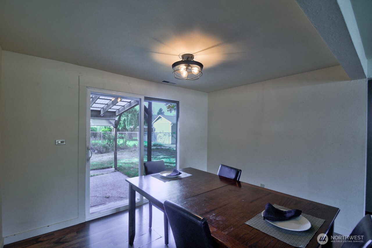 3509 Hawthorne Place SE