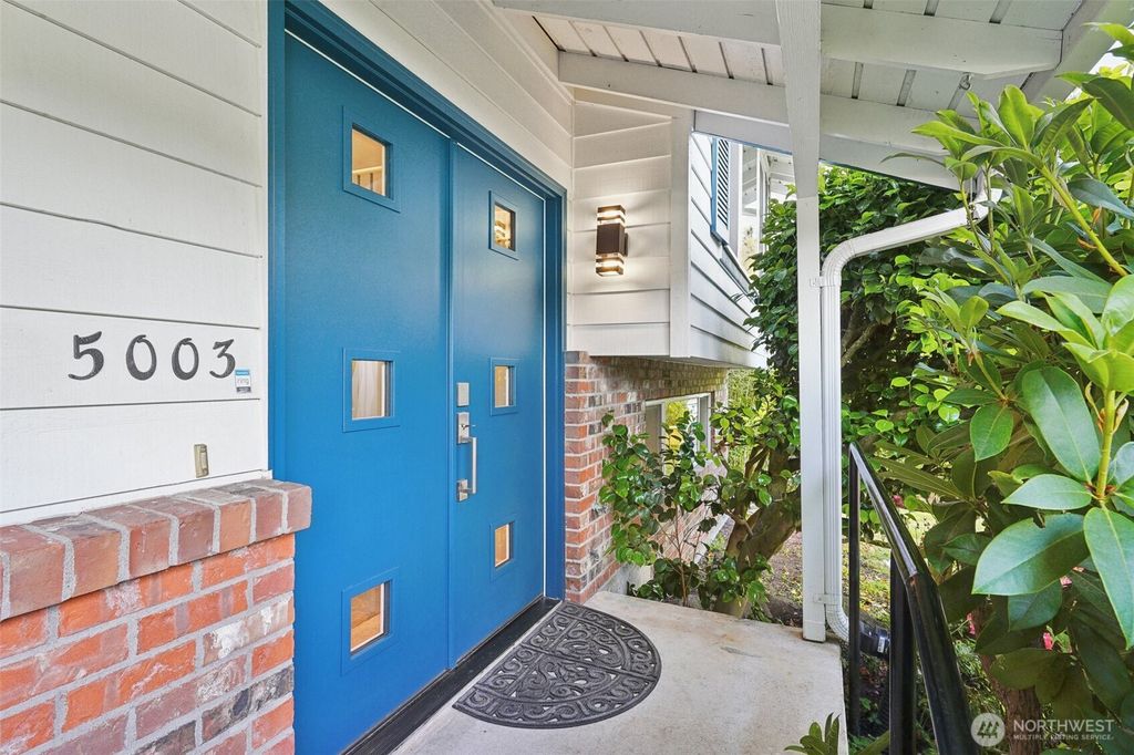 Photo of 5003 120th Avenue SE, Bellevue, WA 98006 (MLS # 2378890)