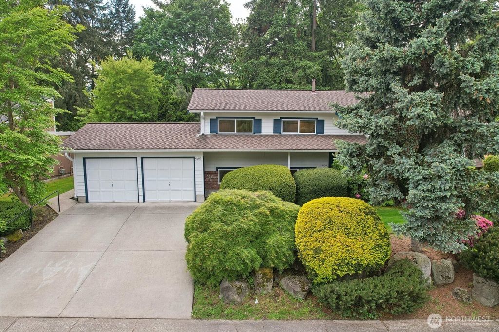 Photo of 5003 120th Avenue SE, Bellevue, WA 98006 (MLS # 2378890)