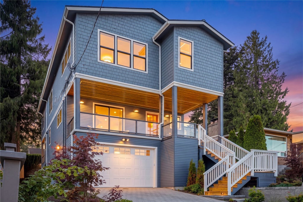 Photo of 3111 W Mansell Street, Seattle, WA 98199 (MLS # 2597119)