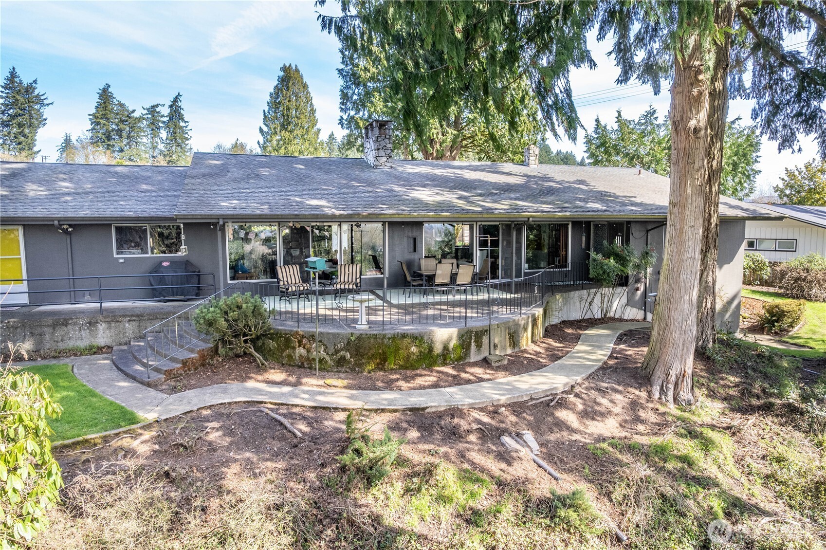 2241 Cascade Way