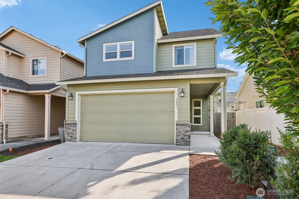 Photo of 7631 NE 61st Way, Vancouver, WA 98662 (MLS # 2590854)