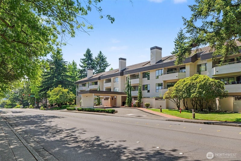 401 100th Ave NE 314
