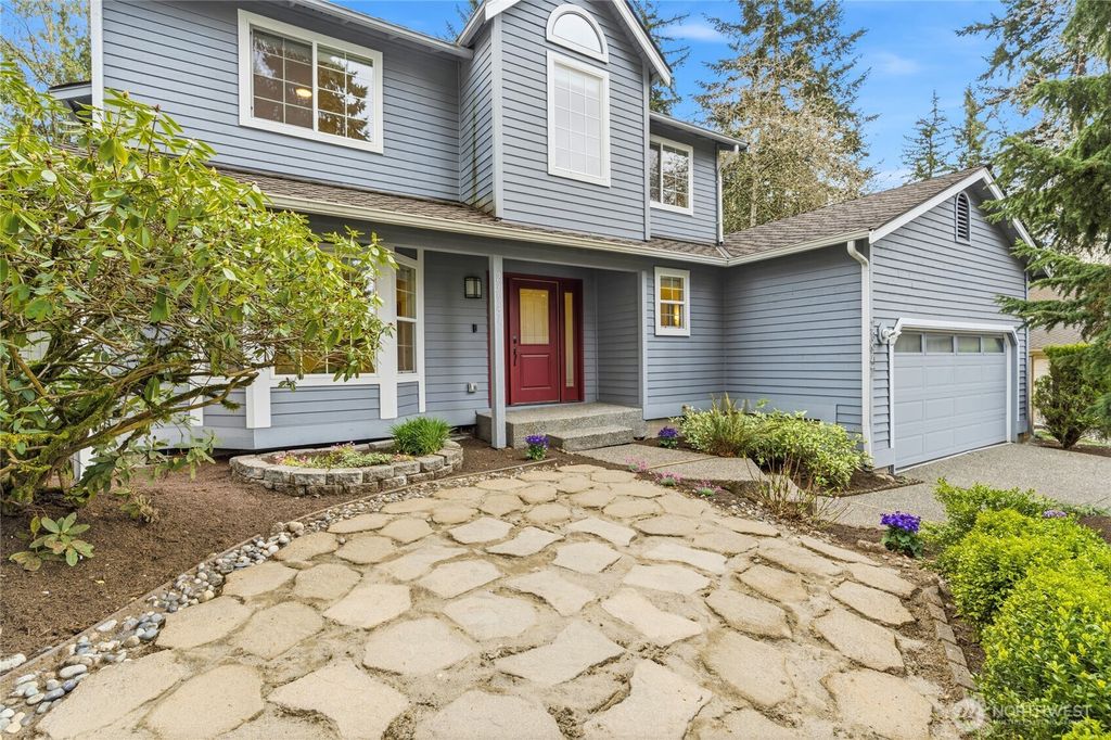 Photo of 23947 SE 42nd Place, Sammamish, WA 98029 (MLS # 2507058)