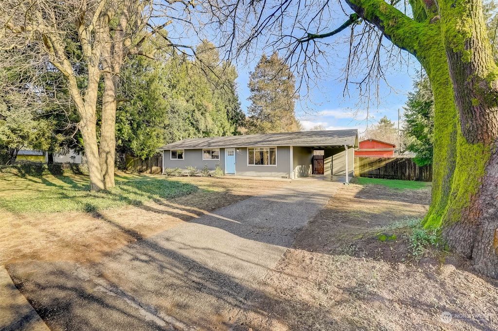 Photo of 11806 40th Avenue S, Tukwila, WA 98168 (MLS # 2193852)