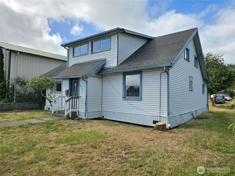 2735 Bay Avenue Hoquiam WA 98550