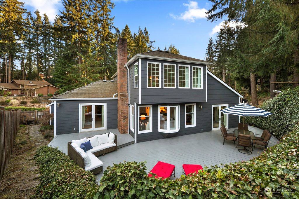 Photo of 4820 Fowler Avenue, Everett, WA 98203 (MLS # 2212750)
