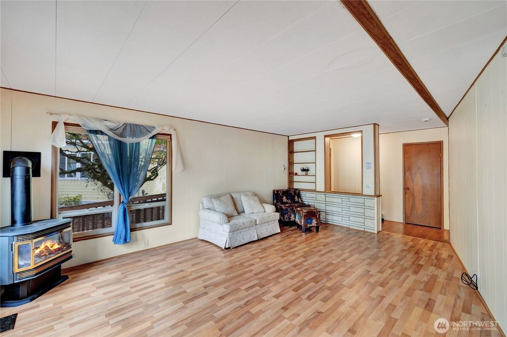 Photo of 18425 NE 95th Street #110, Redmond, WA 98052 (MLS # 2424144)