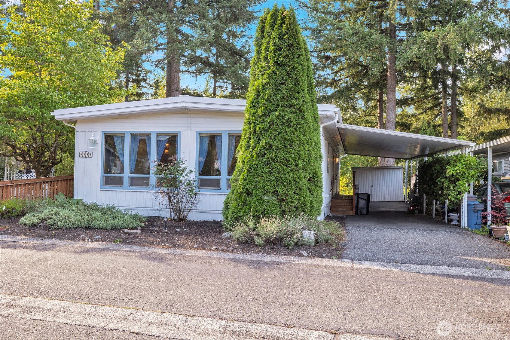 18425 NE 95th Street 110