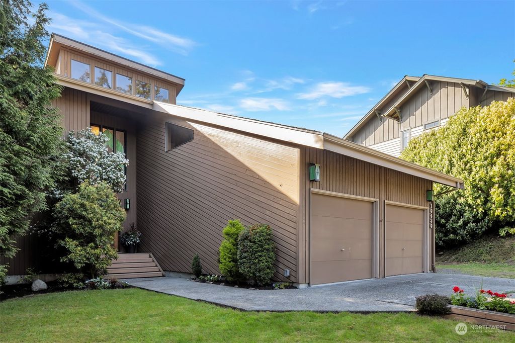 Photo of 10430 64th Place W, Mukilteo, WA 98275 (MLS # 2068423)