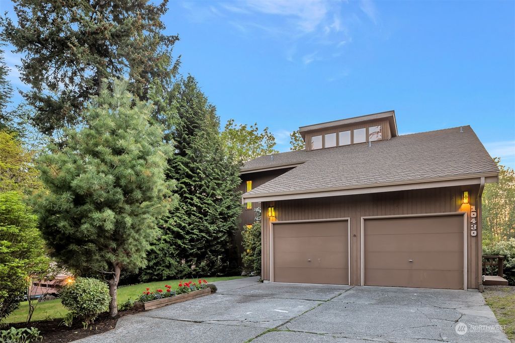 Photo of 10430 64th Place W, Mukilteo, WA 98275 (MLS # 2068423)