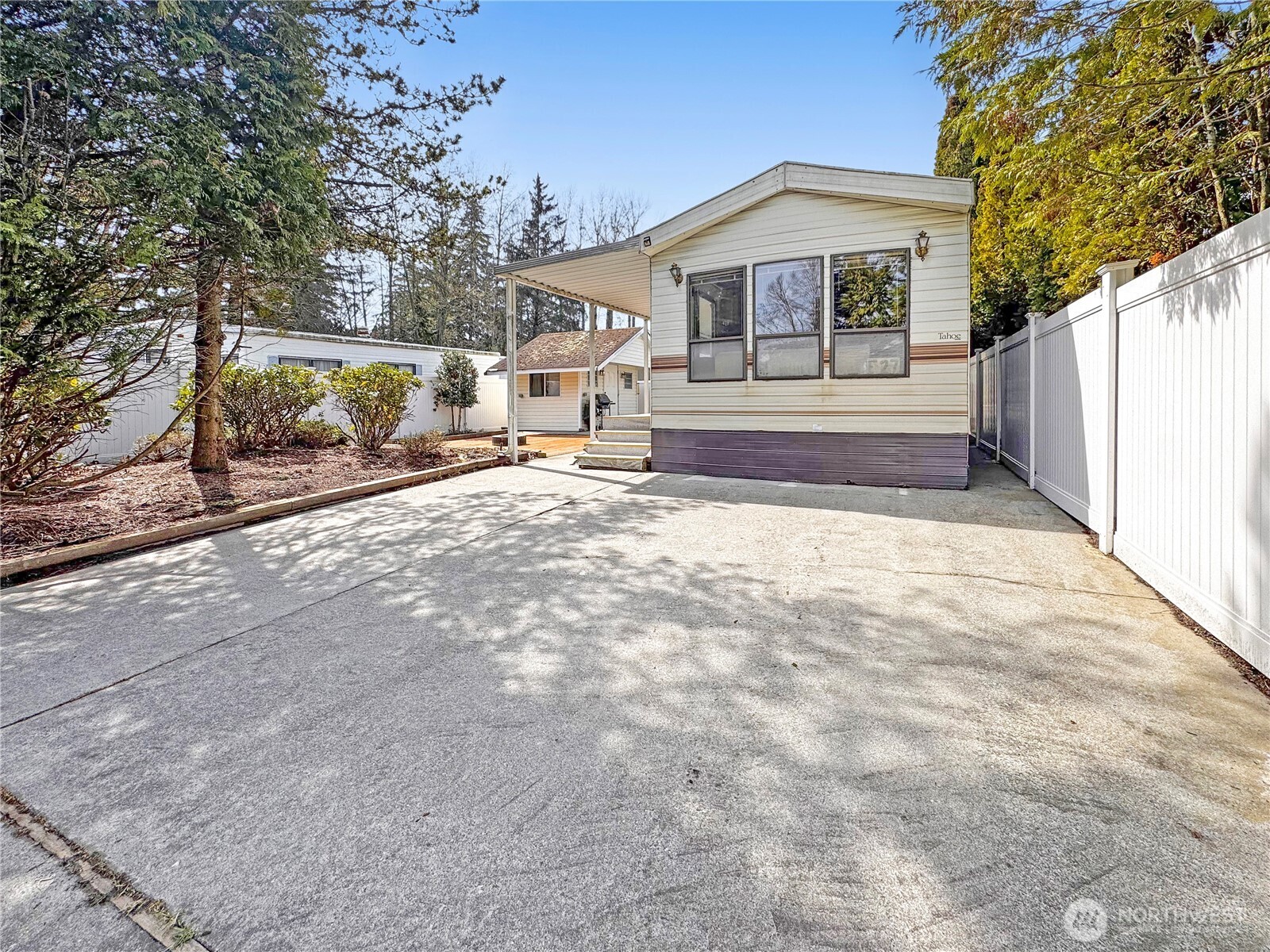 Listing image 5