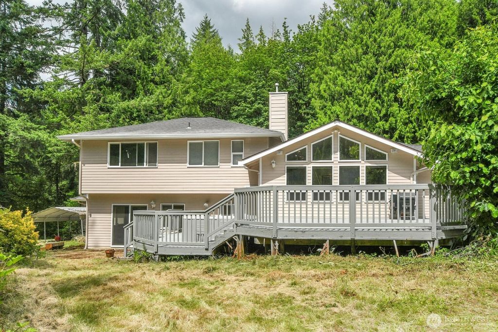 Photo of 25115 SE 133rd Way, Issaquah, WA 98027 (MLS # 2441069)