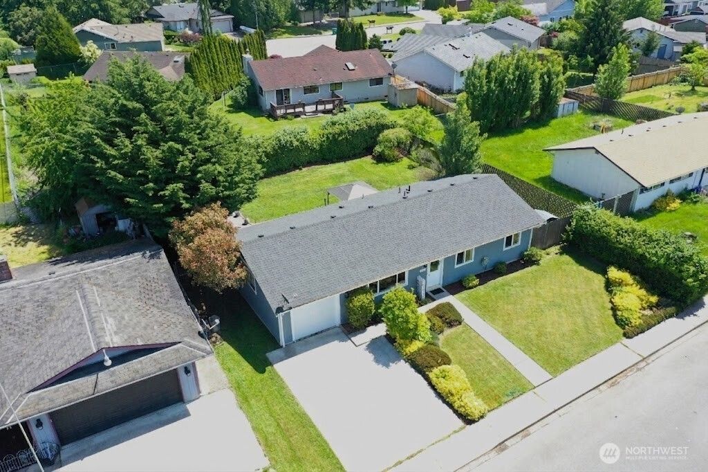 Photo of 1014 S 21st Street, Mount Vernon, WA 98274 (MLS # 2529949)